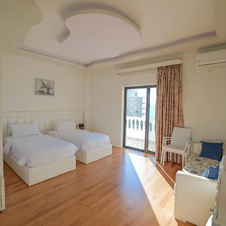 Iliria Hotel 4*