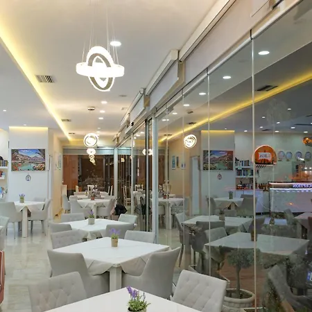 Hotel Iliria 4*